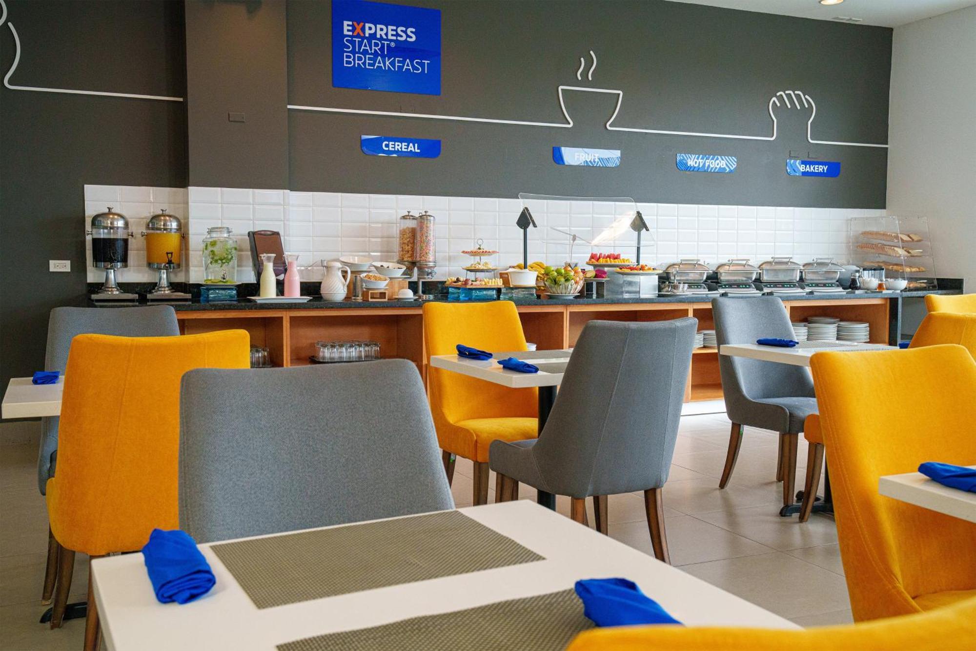Holiday Inn Express Managua By Ihg Extérieur photo